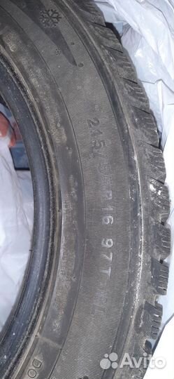 Kumho I'Zen KW22 215/55 R16