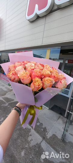 Пионовидные розы букет