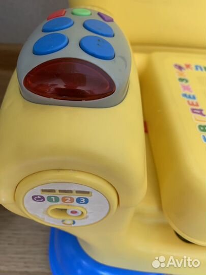 Развивающие игрушки,музыкальный штульчик