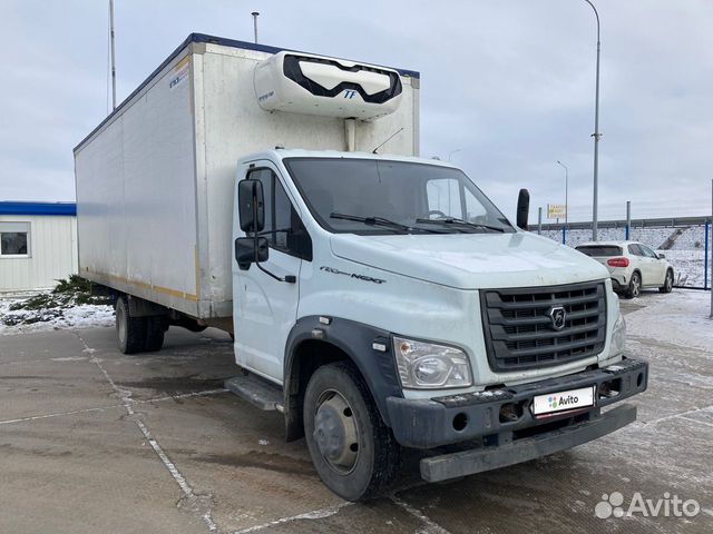 Купить б/у ГАЗ ГАЗон Next дизель механика в Твери: чёрный тент 2015 года на Авто