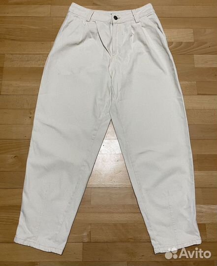 Джинсы bershka mom 38