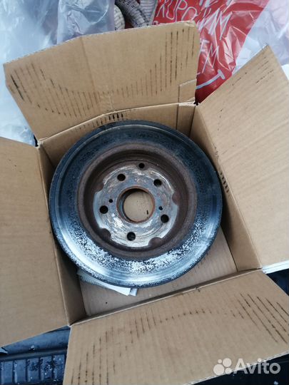 Тормозные диски Toyota рав4