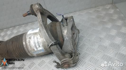 Стойка передняя левая Audi Q7 4L 2006 7L8616040D