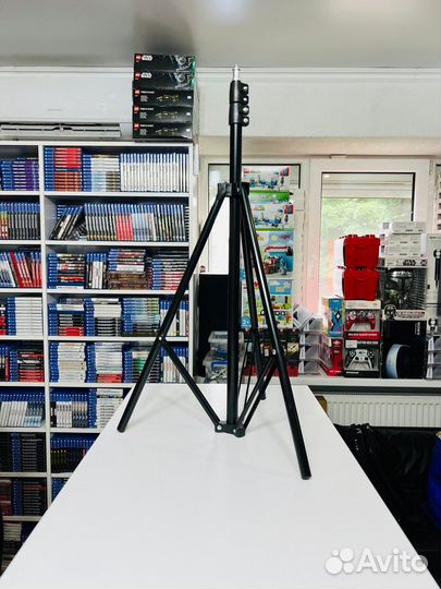 Универсальный регулируемый штатив от 70 до 210см