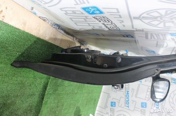 Дверь передняя правая Volkswagen Golf Vi 5K1