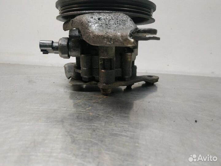 Насос гур Toyota Corolla NZE120 1nzfe 2000-2007