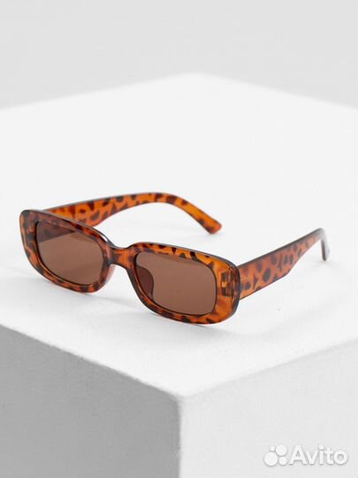 Солнцезащитные очки женские