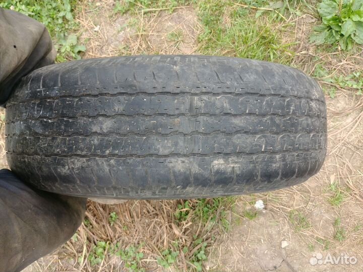 Bridgestone Dueler H/T D840 245/70 R16