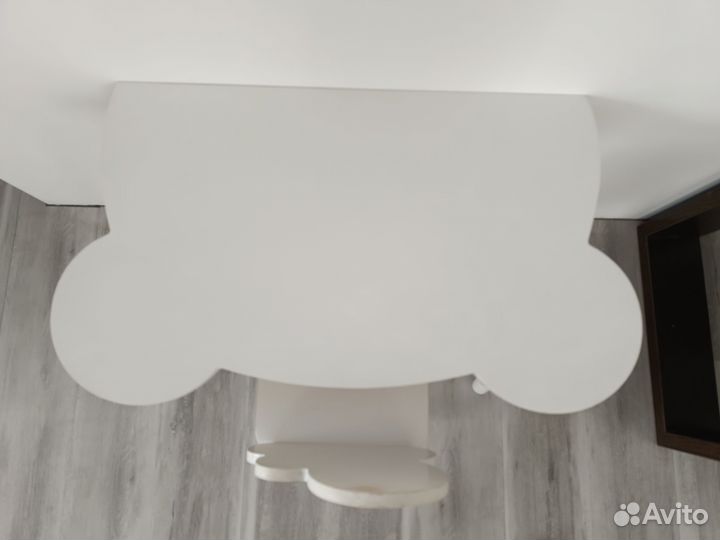 Детский стол и стул На брони