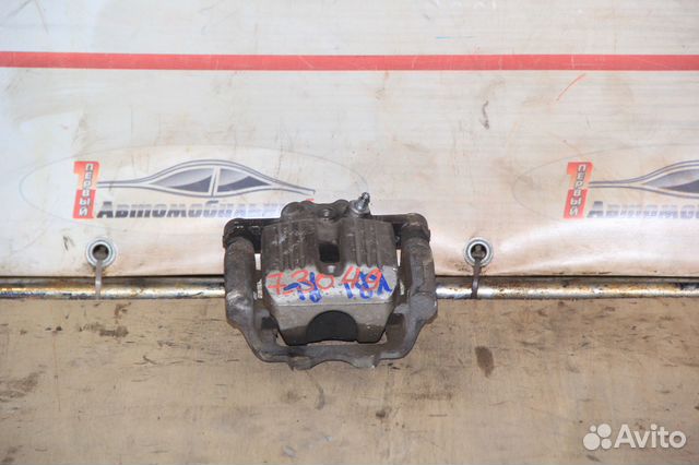 Суппорт зад лево c Honda Legend KB1 J35A