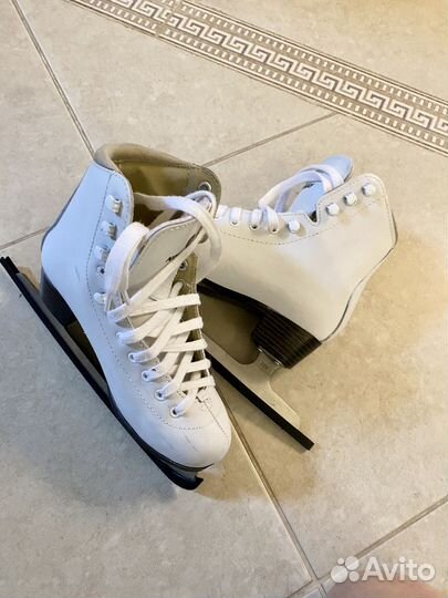 Коньки фигурные