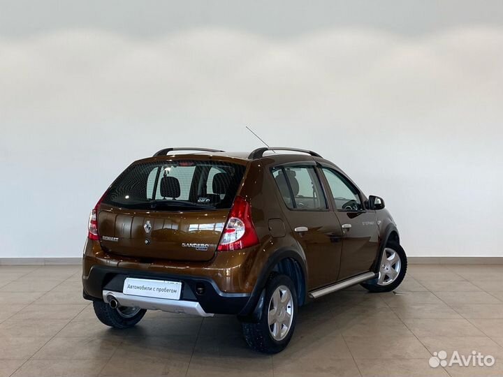 Renault Sandero Stepway 1.6 AT, 2013, 155 000 км