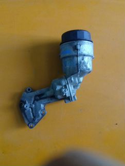 Корпус масляного фильтра на Mercedes W204 Sprinter