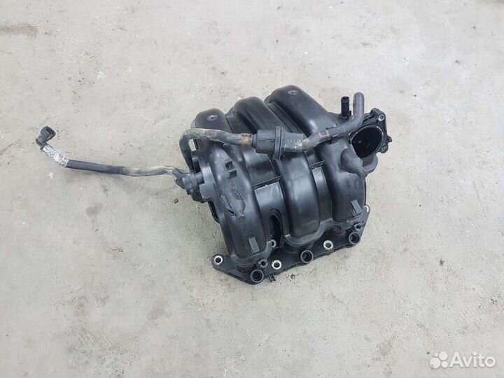 Впускной коллектор Skoda Fabia 2 1.2 BZG