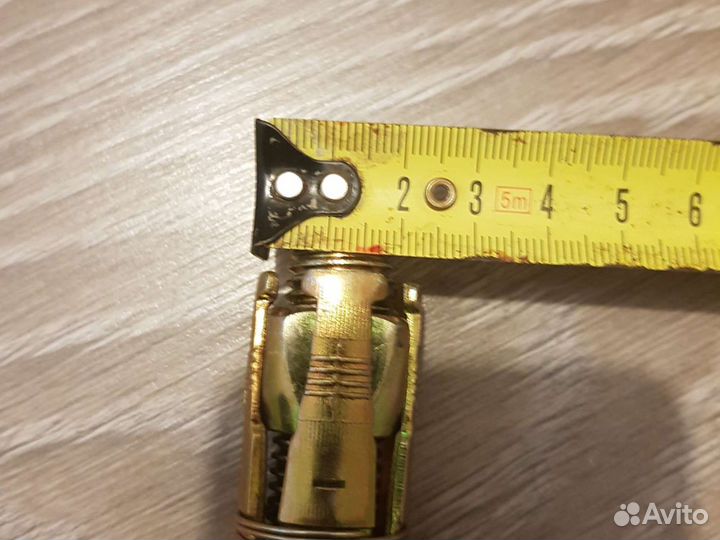 Анкерный болт