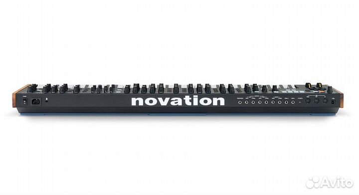 Novation Summit пред заказ