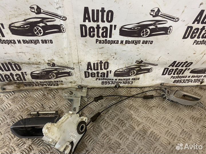 Замок передний правый honda insight ze 2