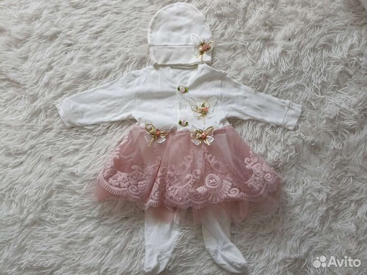 Комплект на выписку для девочки лето