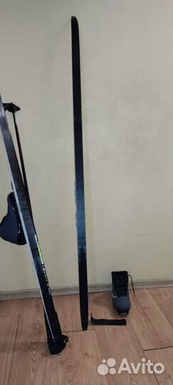 Комплект беговых лыж с ботинками