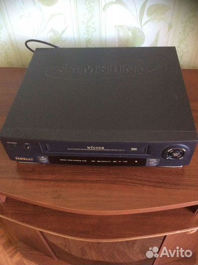 Видеомагнитофон