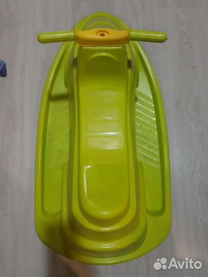 Детская игрушка качалка