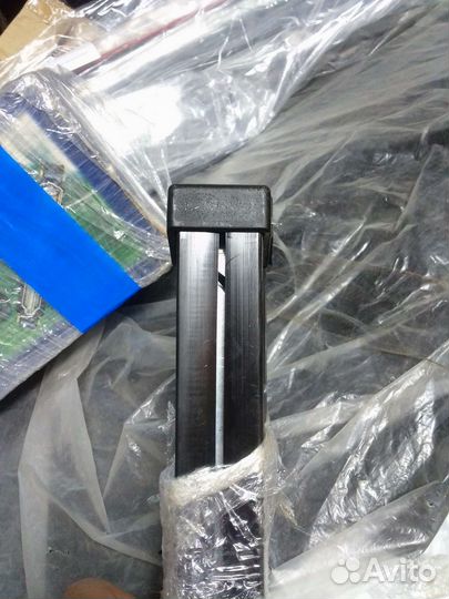 Багажник - поперечины без крепежа