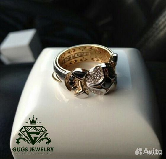 Эксклюзив золотое кольцо Рыцарь 20 гр брилл 0.8