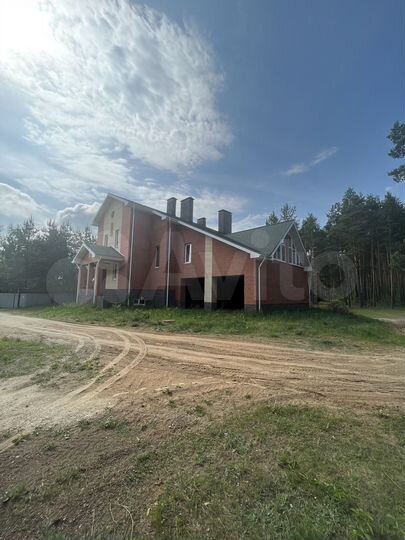 Дом 580,9 м² на участке 8,6 сот.