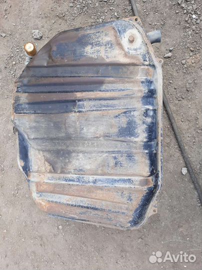 Бензобак Хонда Интегра 1994