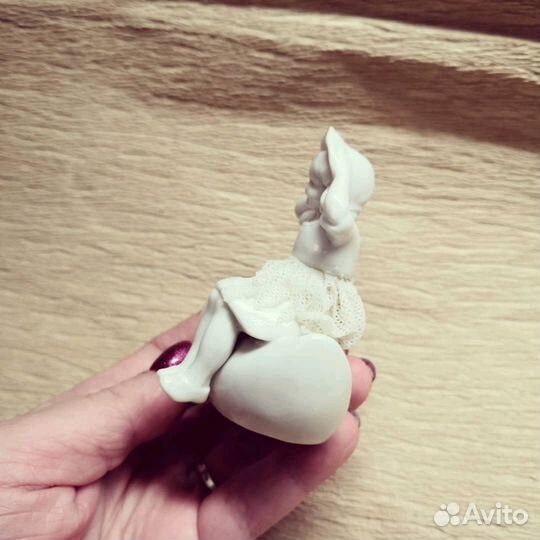 Фарфоровая мелочница вазочка игольница кукла девоч