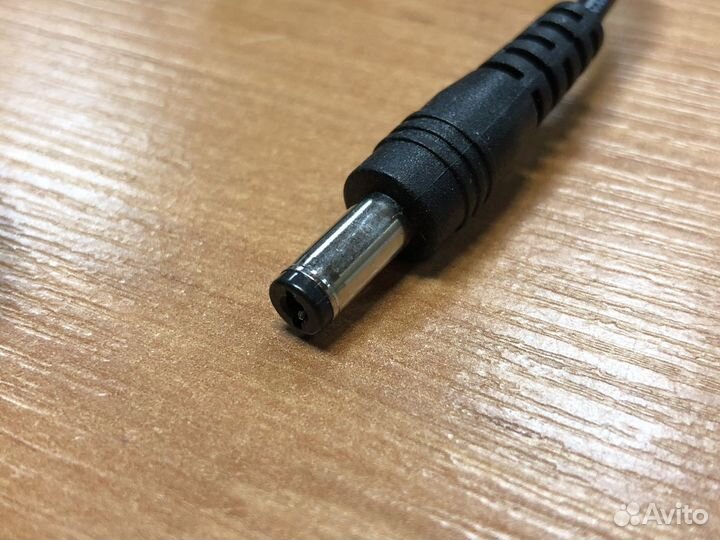 Новый блок питания 12 Вольт 4,5 Ампера