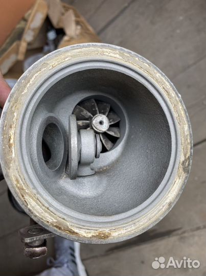 Продам 2 турбины BMW N63B44
