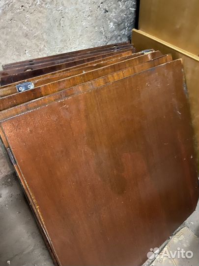 Дверь 50*50 см от шифоньера (для полки стеллажа)