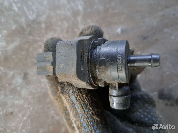 Клапан вентиляции бака Range Rover Vogue