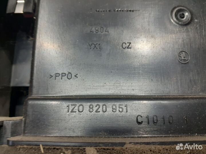 Skoda Octavia A5 дефлектор обдува салона