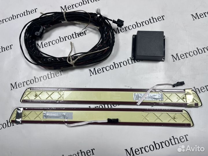 Накладки передних порогов с подсветкой CLA GLA