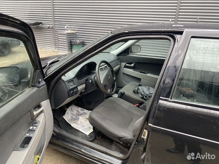 Передний бампер priora