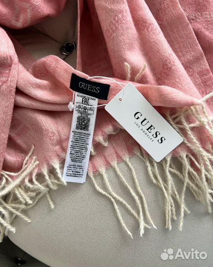 Шарф Guess