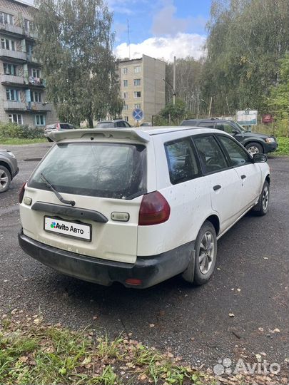 Nissan AD 1.8 AT, 2001, 499 500 км