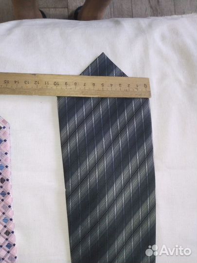 Представительные мужские галстуки