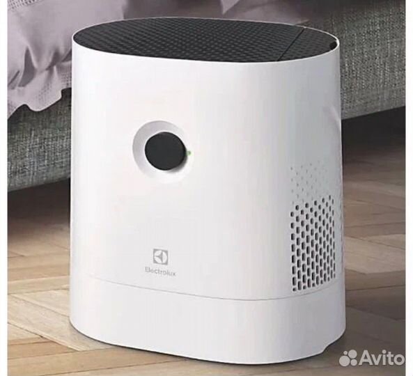Увлажнитель / Мойка воздуха Electrolux EHW-600