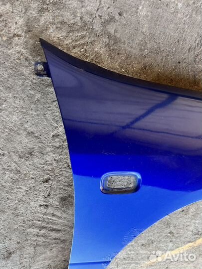 Крыло переднее правое Nissan Primera P11