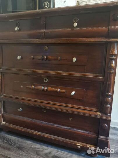 Комод старинный антикварный