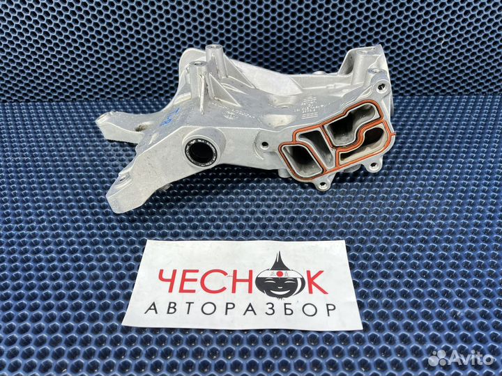 Кронштейн генератора для VW Tiguan NF