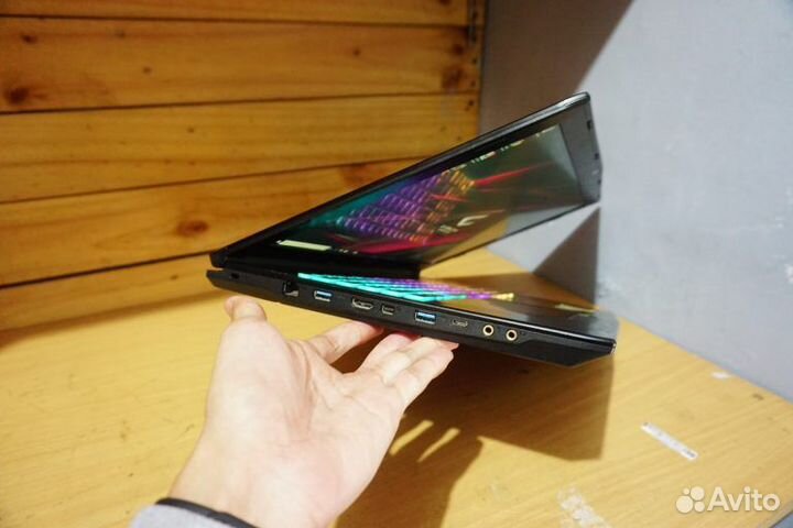 Ноутбук MSI GP72MVR 7RFX