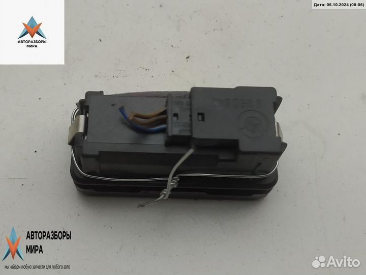 Кнопка аварийной сигнализации BMW 5 E39 рест. 2002