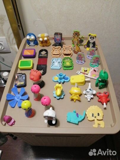 Фигурки киндер сюрприз.минилента-много