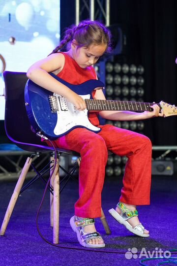 Вокал, фортепиано, гитара, театр, укулеле