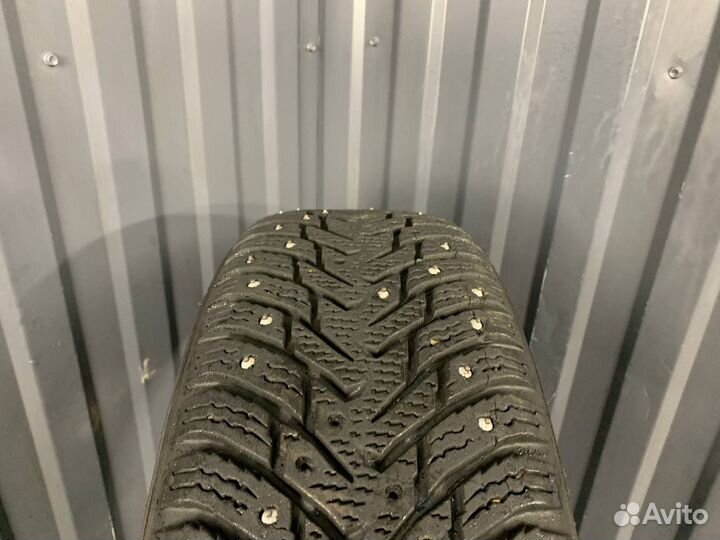 Nokian Tyres Hakkapeliitta 8 185/65 R15 92T