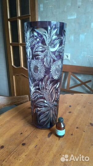 Большая хрустальная ваза для цветов